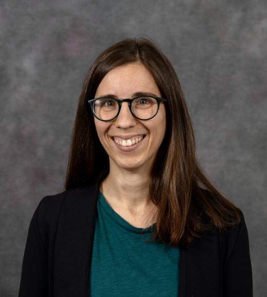 Alba AG Portrait